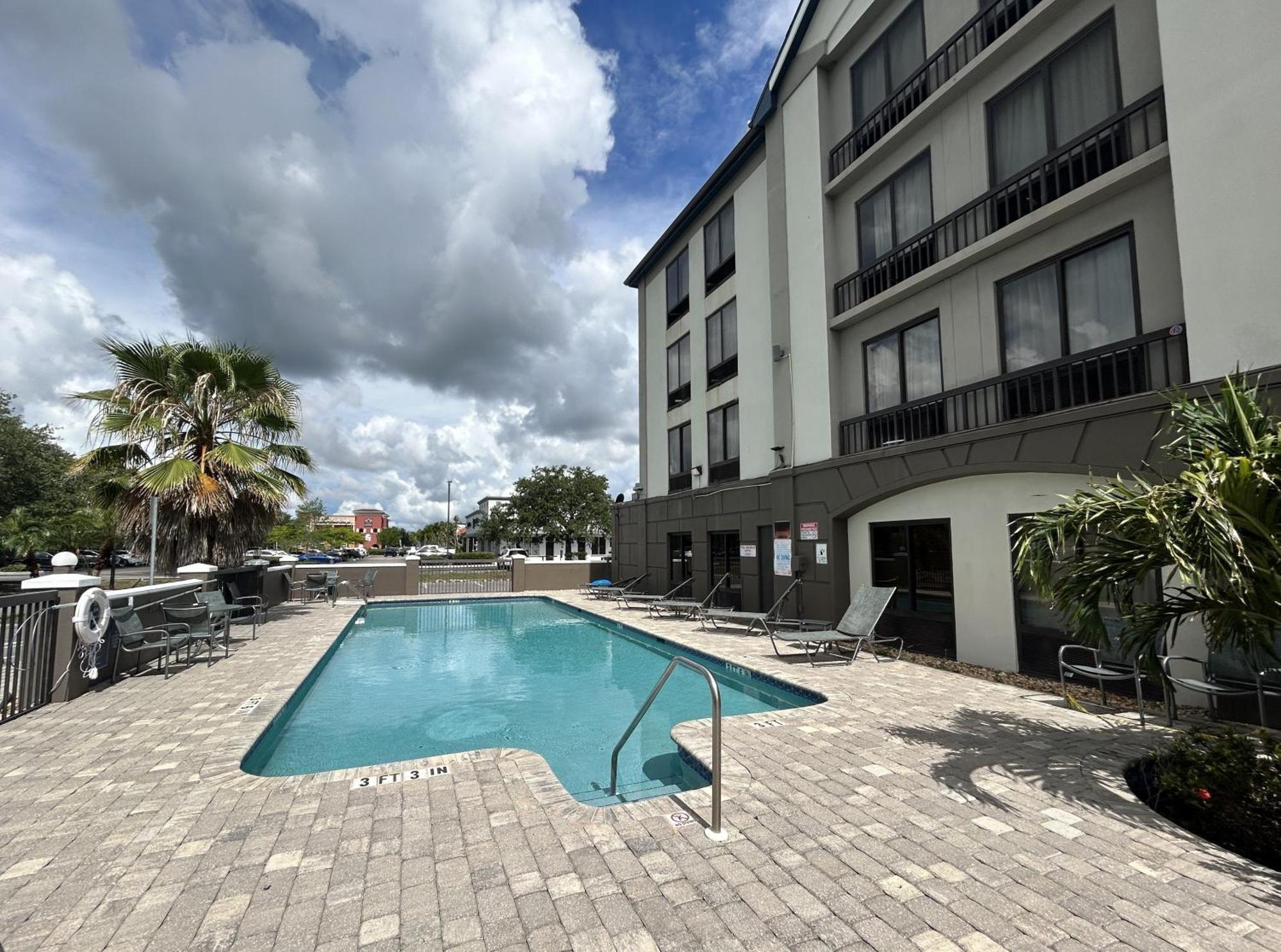 Airport Inn Fort Myers Exterior foto